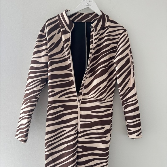 CYNTHIA ROWLEY Zebra Ski Suit L - Picture 13 of 16